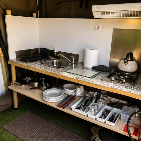 Safari Glamping Rhino *